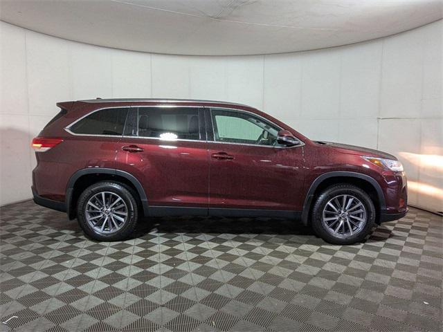 used 2019 Toyota Highlander car, priced at $27,995