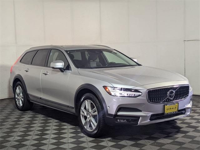 used 2018 Volvo V90 Cross Country car, priced at $24,624