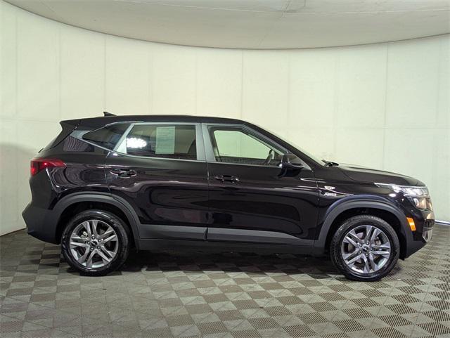 used 2023 Kia Seltos car, priced at $19,665