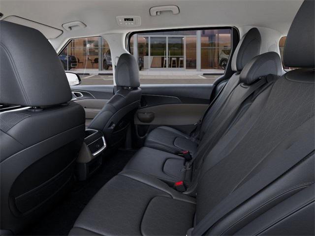 new 2025 Kia Carnival car, priced at $40,495