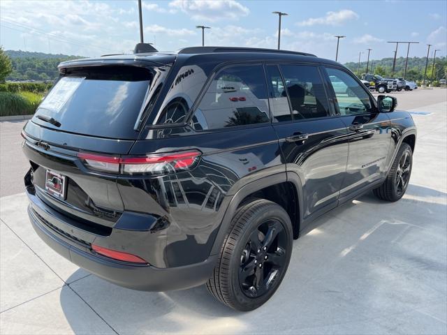 new 2024 Jeep Grand Cherokee car, priced at $45,924