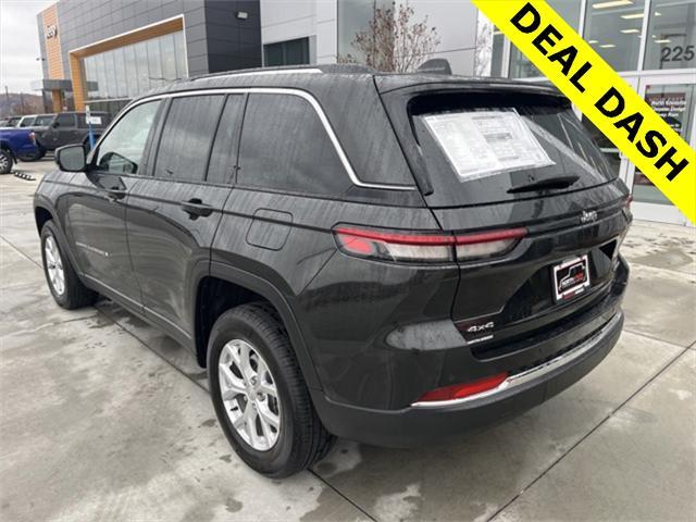 new 2023 Jeep Grand Cherokee car, priced at $44,870