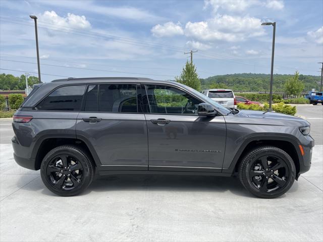 new 2024 Jeep Grand Cherokee car, priced at $43,430