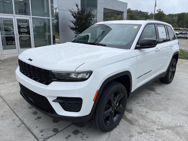 new 2025 Jeep Grand Cherokee car, priced at $44,822