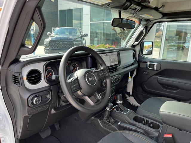 new 2025 Jeep Gladiator car, priced at $42,627