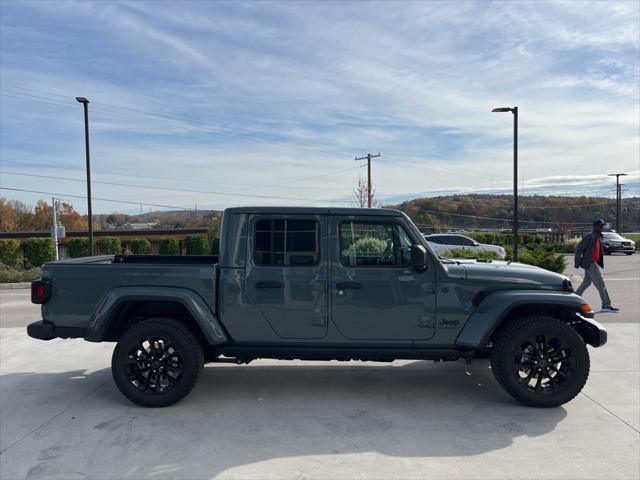 new 2025 Jeep Gladiator car, priced at $43,163