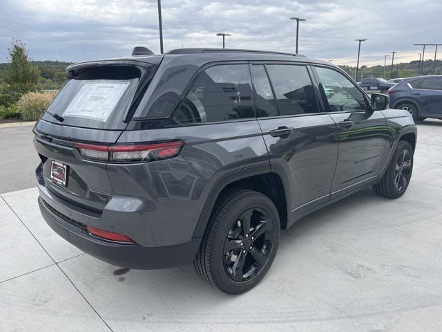 new 2024 Jeep Grand Cherokee car, priced at $44,559