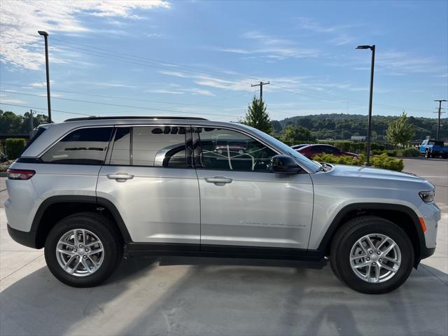 new 2024 Jeep Grand Cherokee car, priced at $38,306