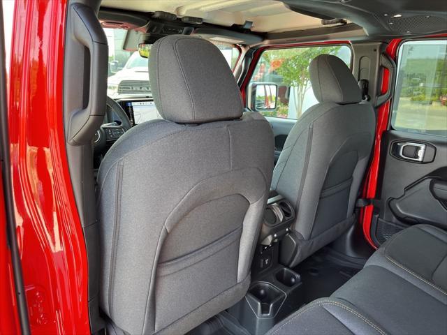 new 2024 Jeep Gladiator car, priced at $50,490