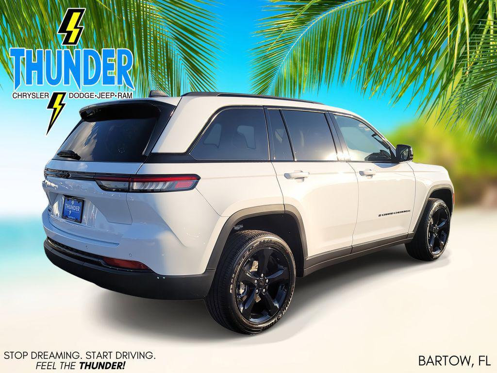 new 2025 Jeep Grand Cherokee car, priced at $41,569