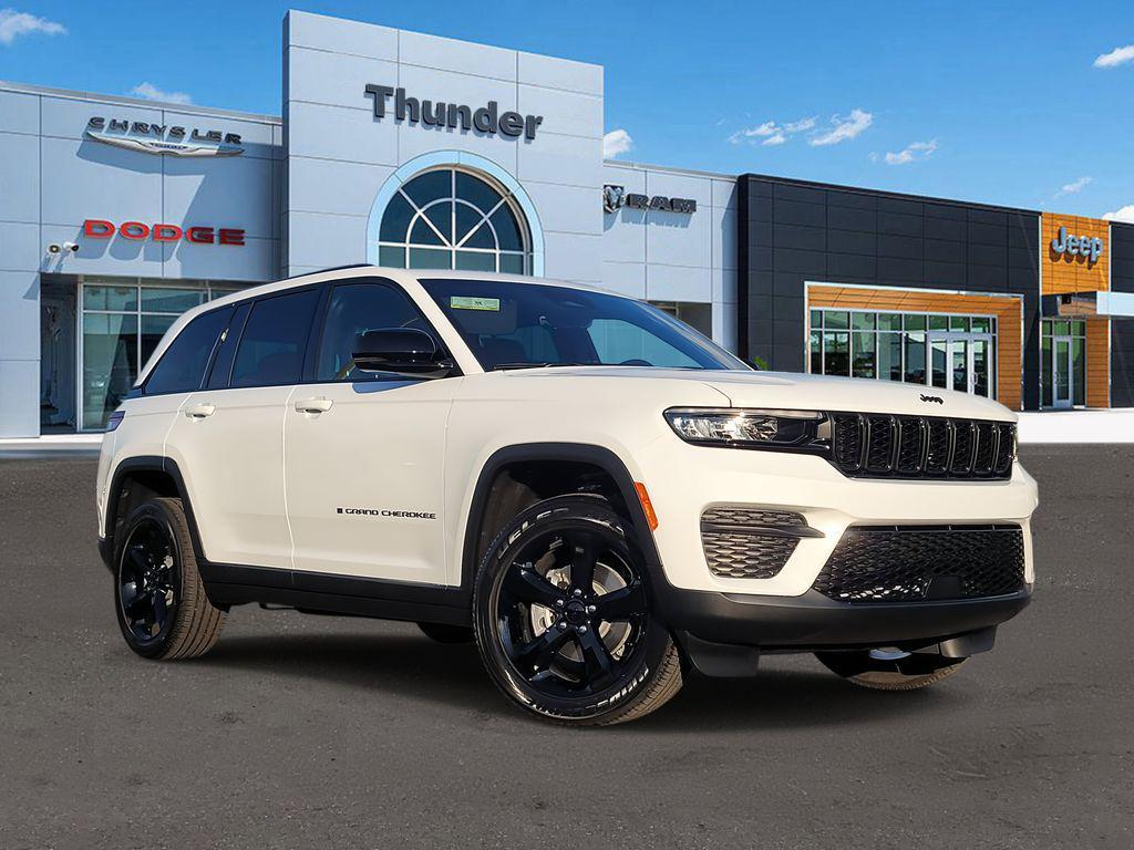 new 2025 Jeep Grand Cherokee car, priced at $41,569