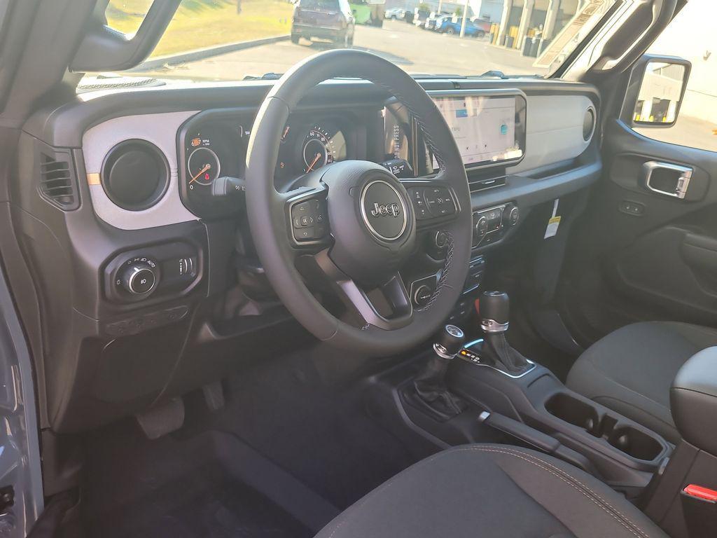 new 2026 Jeep Wrangler car, priced at $43,358