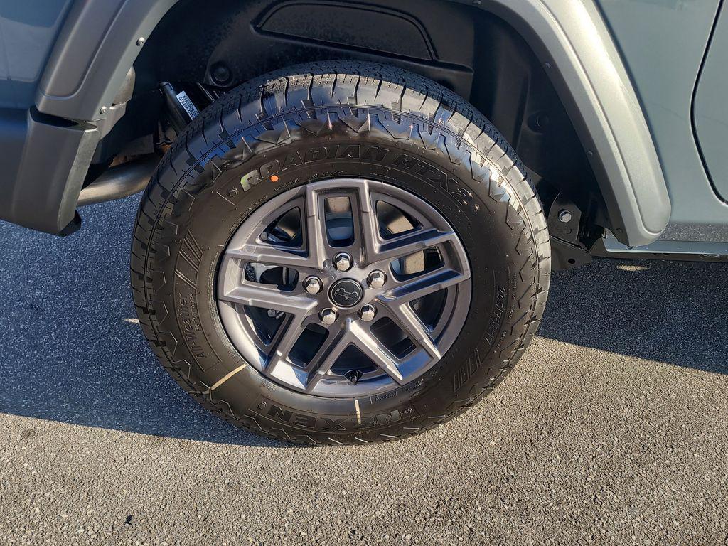new 2026 Jeep Wrangler car, priced at $43,358