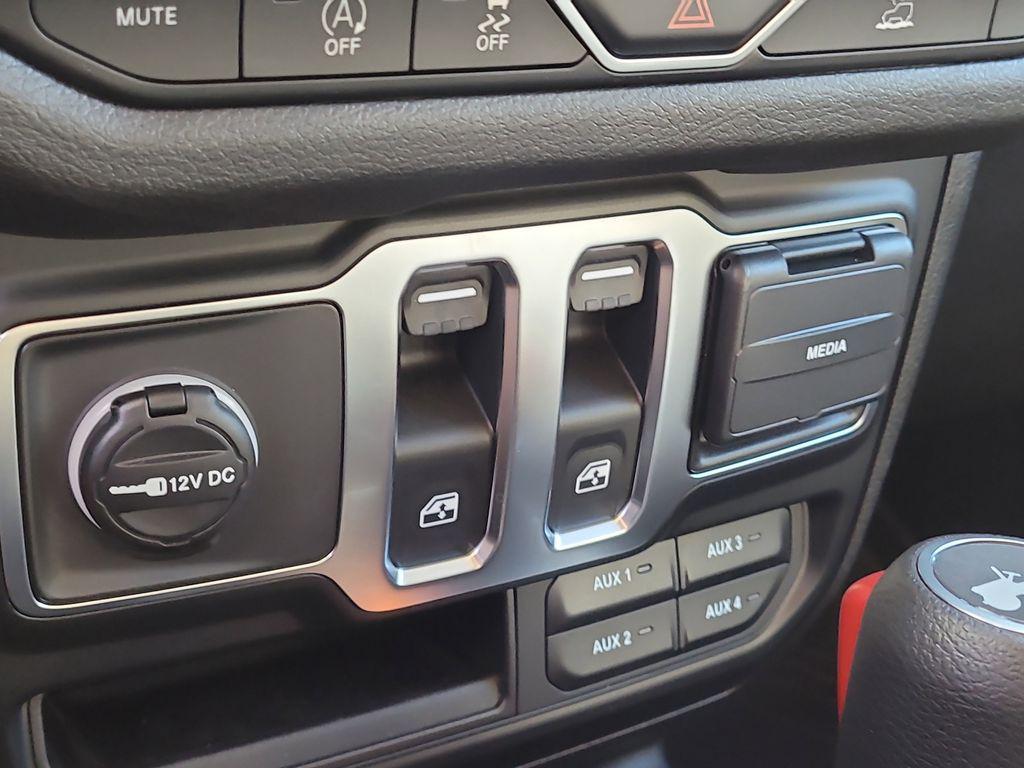 new 2026 Jeep Wrangler car, priced at $43,358