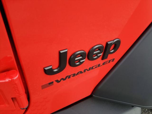 new 2025 Jeep Wrangler car, priced at $47,165