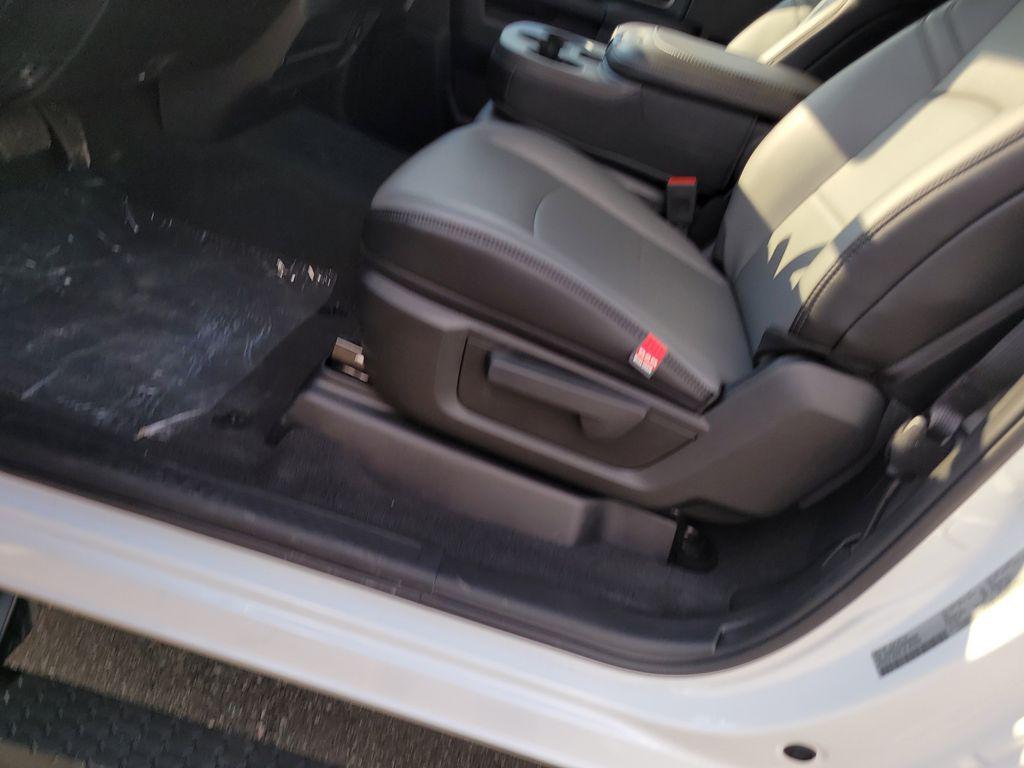 new 2025 Ram 2500 car, priced at $40,800