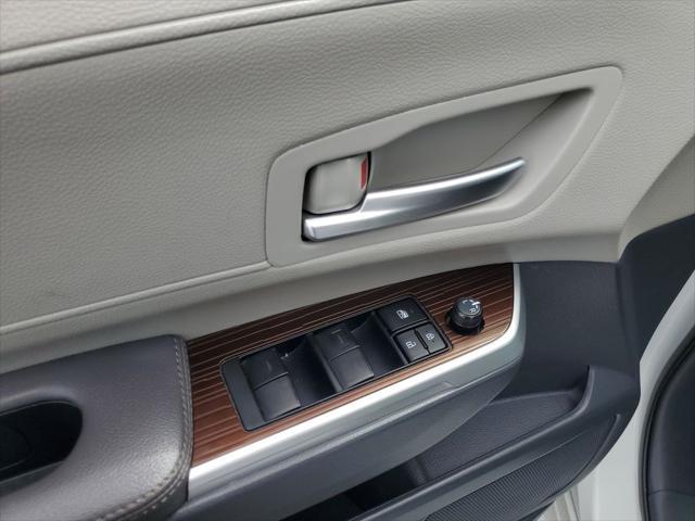 used 2023 Toyota Sienna car, priced at $40,991