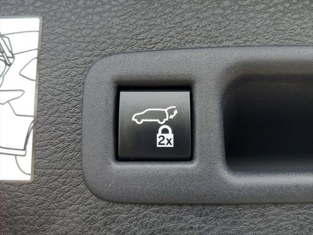 used 2023 Toyota Sienna car, priced at $40,991