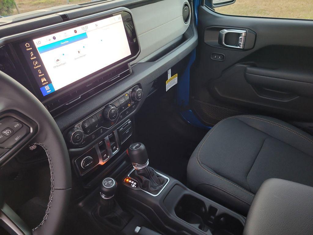 new 2026 Jeep Wrangler car, priced at $44,598