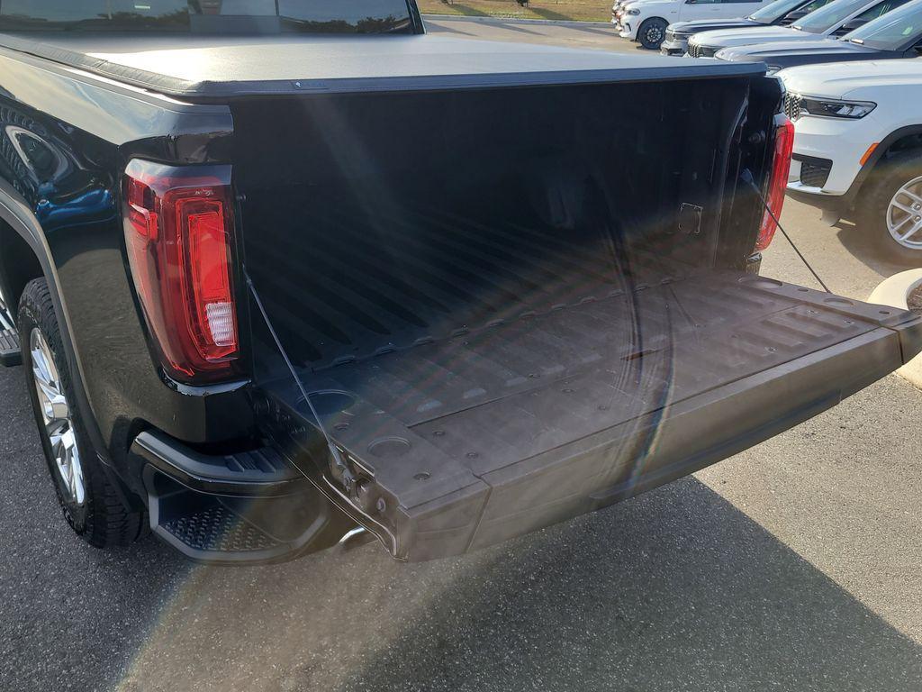 used 2021 GMC Sierra 1500 car, priced at $44,427