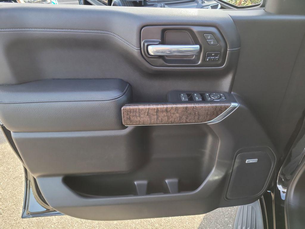 used 2021 GMC Sierra 1500 car, priced at $44,427