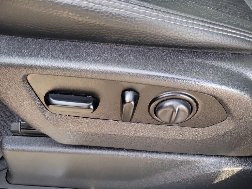 used 2021 GMC Sierra 1500 car, priced at $44,427