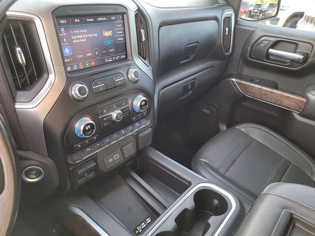 used 2021 GMC Sierra 1500 car, priced at $44,427