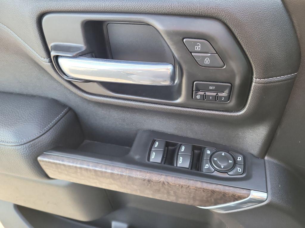 used 2021 GMC Sierra 1500 car, priced at $44,427