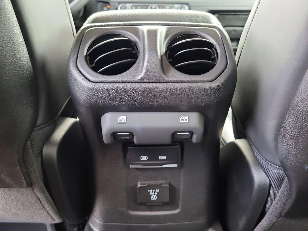new 2025 Jeep Wrangler car, priced at $62,098