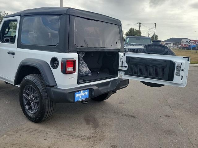 new 2025 Jeep Wrangler car, priced at $35,660