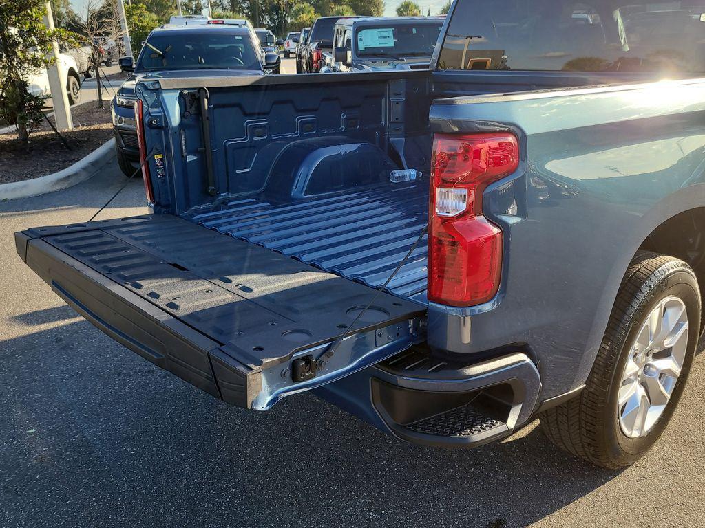 used 2024 Chevrolet Silverado 1500 car, priced at $33,799