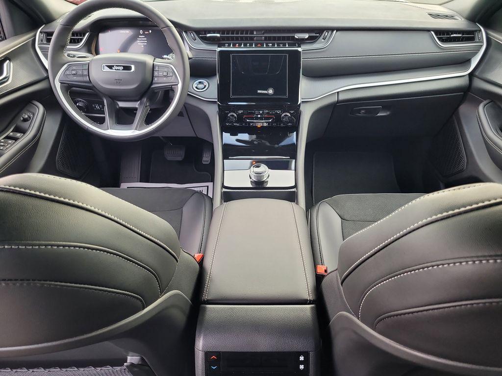 new 2025 Jeep Grand Cherokee L car, priced at $38,300