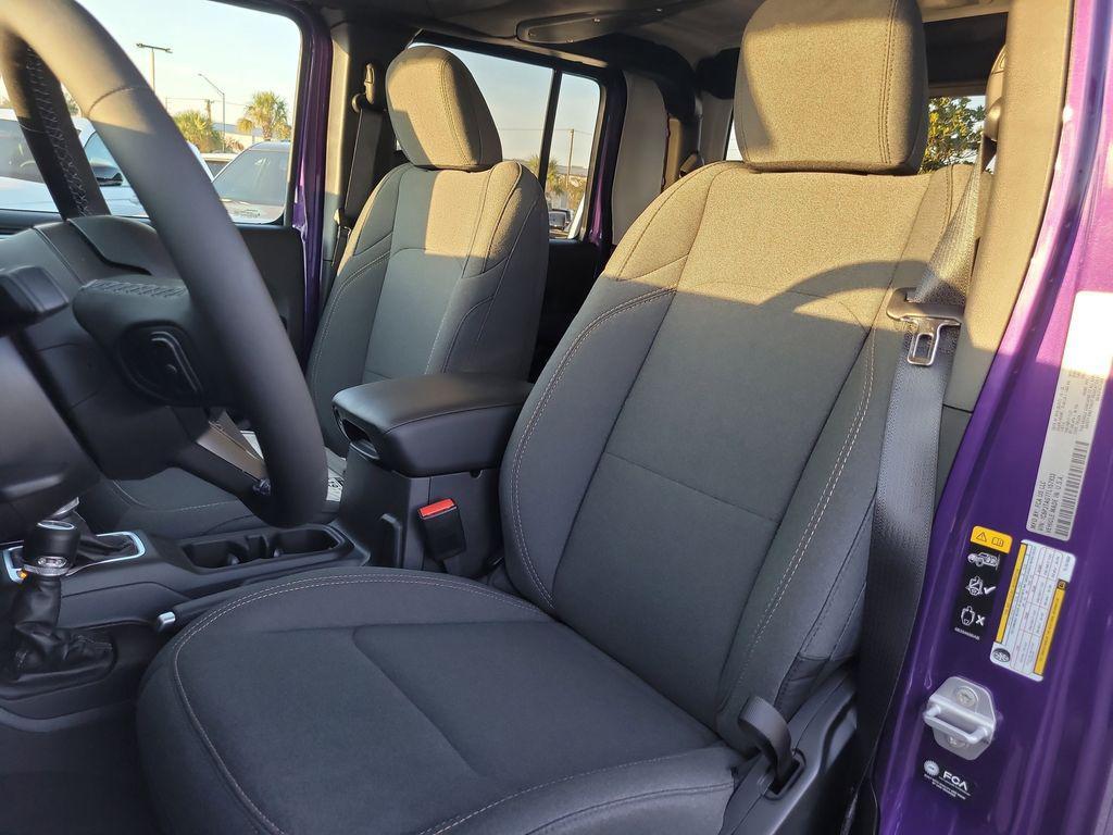 new 2026 Jeep Gladiator car, priced at $48,866