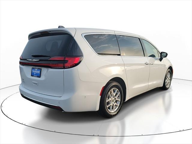 new 2024 Chrysler Pacifica car, priced at $42,940