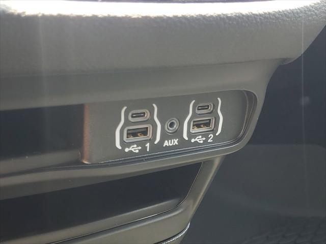 new 2025 Chrysler Pacifica car, priced at $41,308