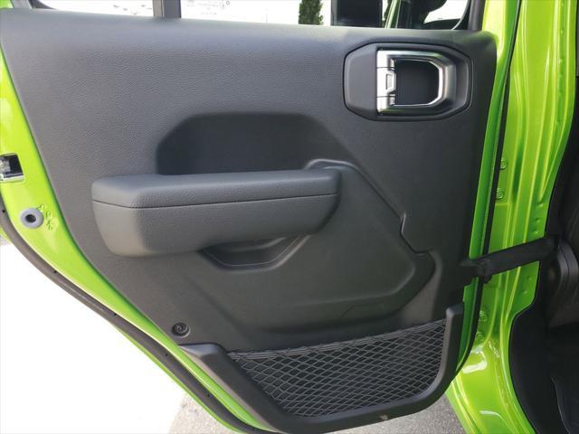 new 2025 Jeep Wrangler car, priced at $44,583