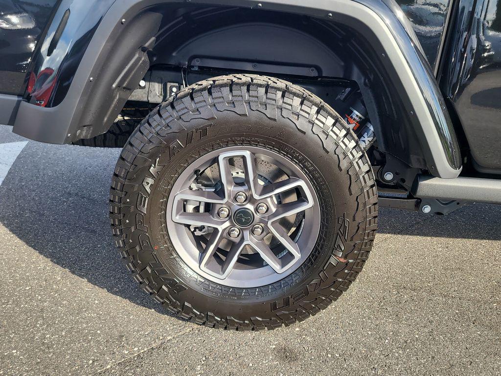 new 2025 Jeep Gladiator car, priced at $43,820
