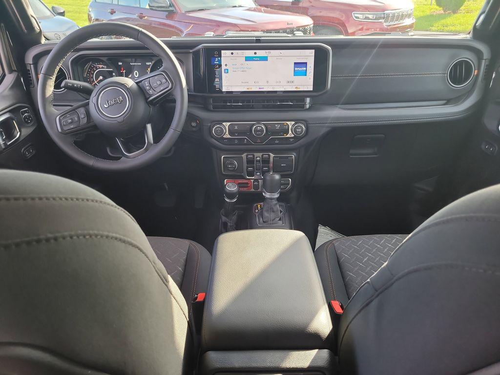 new 2025 Jeep Gladiator car, priced at $43,820