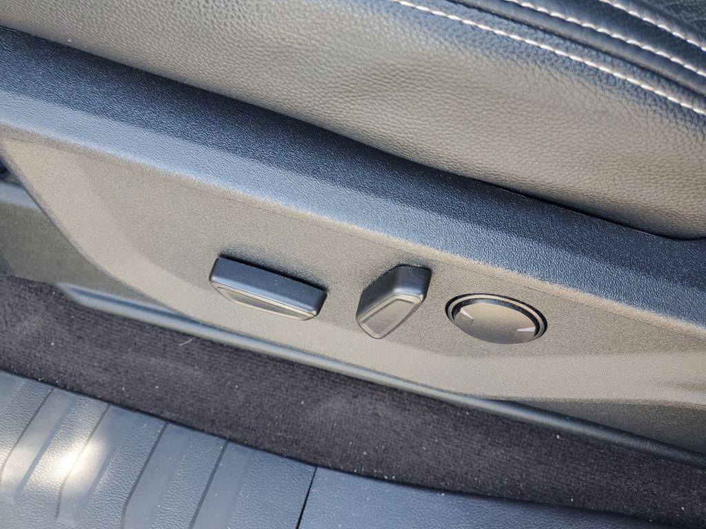used 2022 Ford F-150 car, priced at $37,899