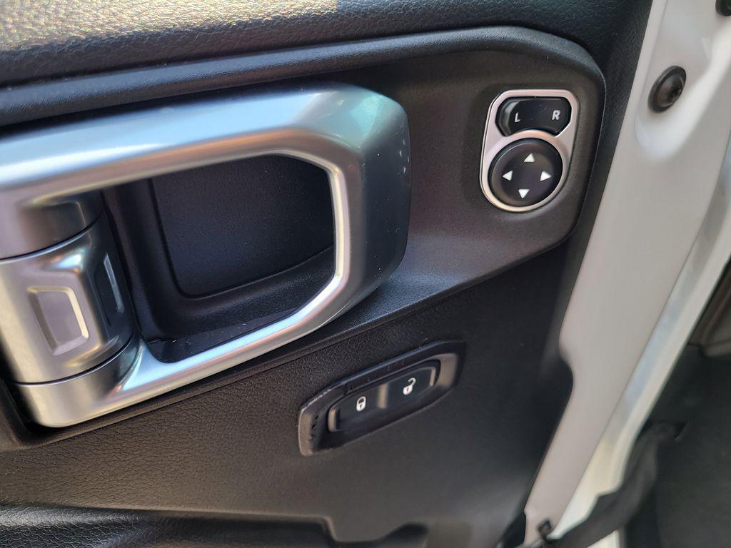 used 2018 Jeep Wrangler Unlimited car, priced at $27,516