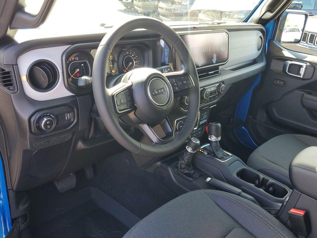 new 2025 Jeep Gladiator car, priced at $39,550