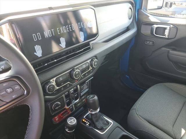 new 2025 Jeep Gladiator car, priced at $45,047