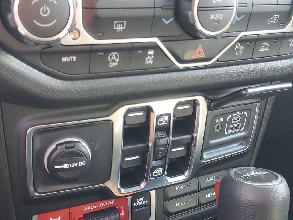 new 2025 Jeep Gladiator car, priced at $39,550