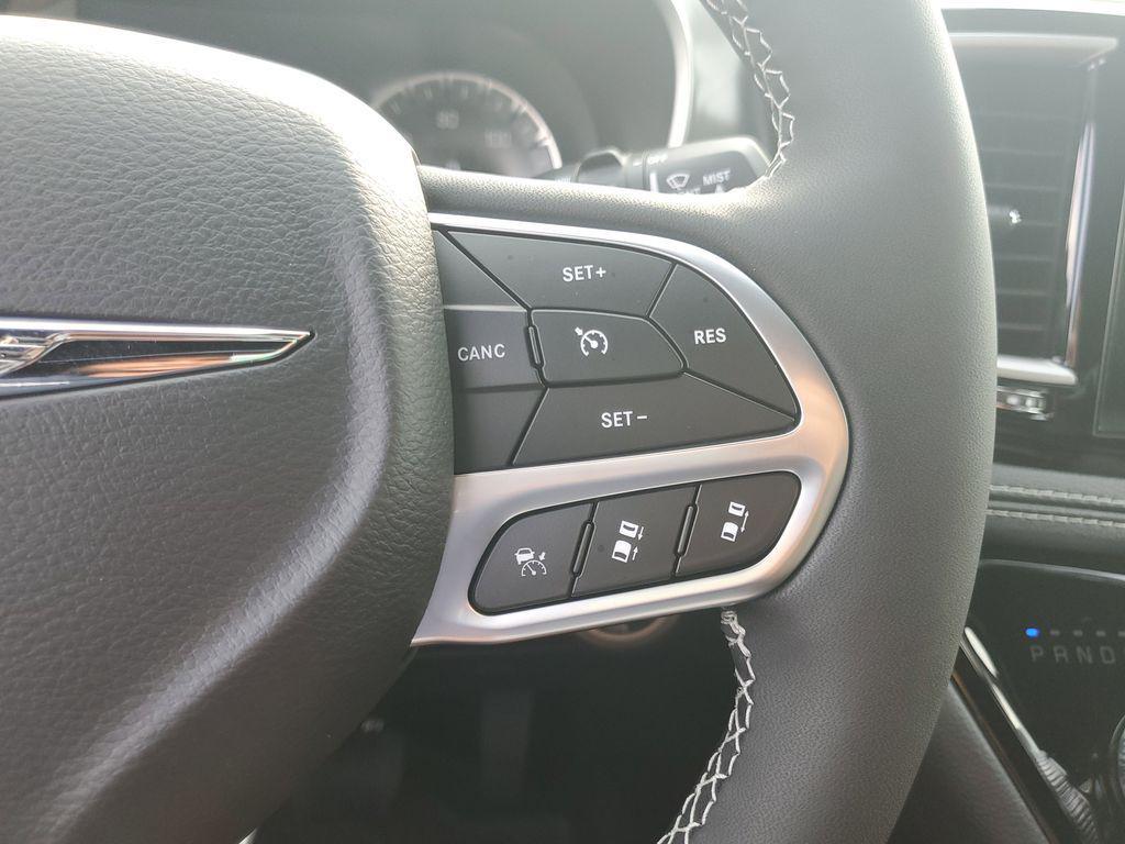 new 2025 Chrysler Pacifica car, priced at $42,197