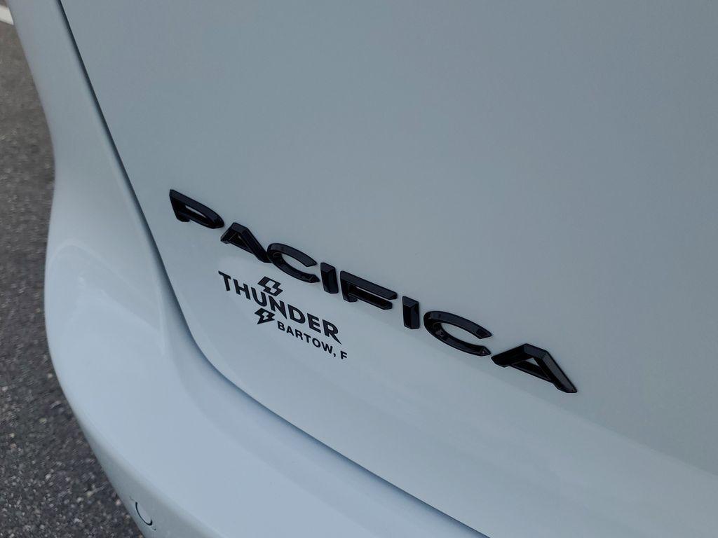 new 2025 Chrysler Pacifica car, priced at $42,197