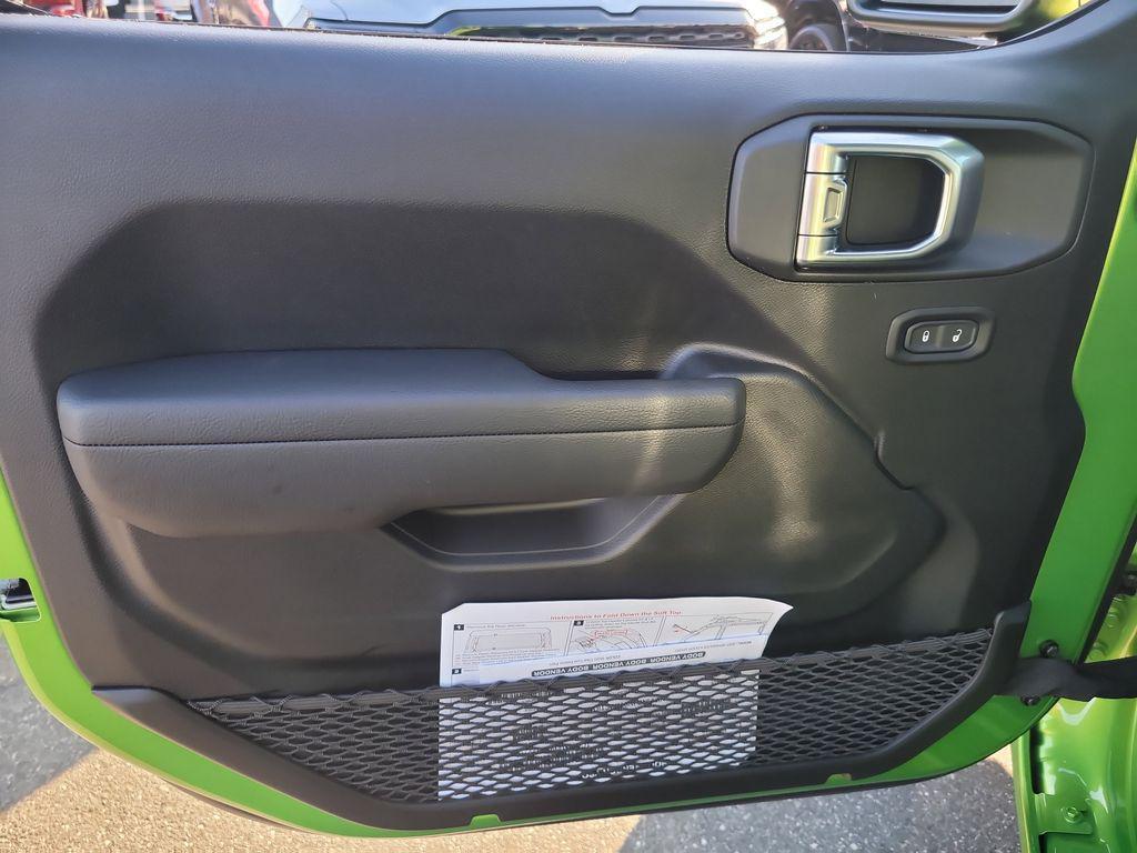 new 2026 Jeep Wrangler car, priced at $39,445