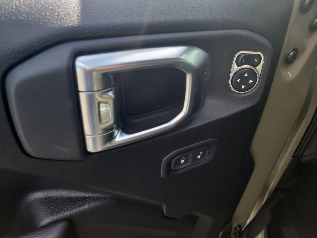 new 2025 Jeep Wrangler car, priced at $40,029