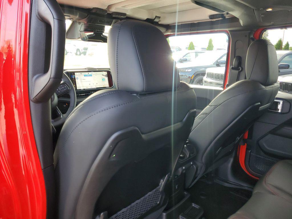 new 2025 Jeep Wrangler car, priced at $54,617