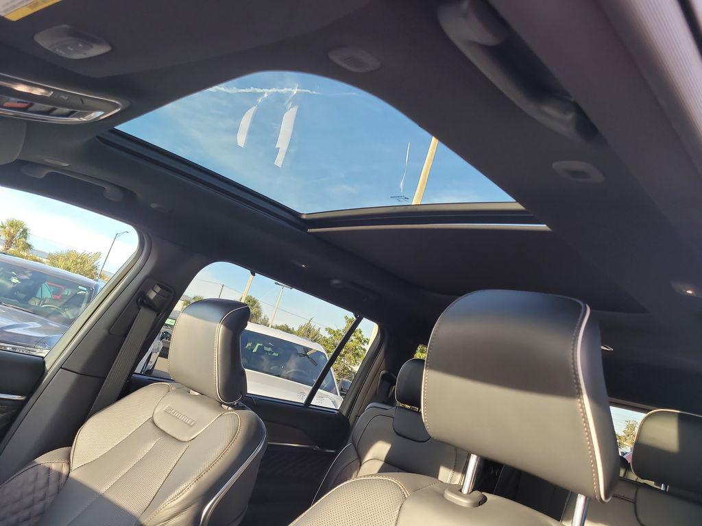 new 2025 Jeep Grand Cherokee L car, priced at $60,417