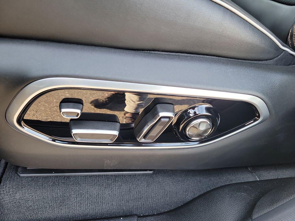 new 2025 Jeep Grand Cherokee L car, priced at $60,417